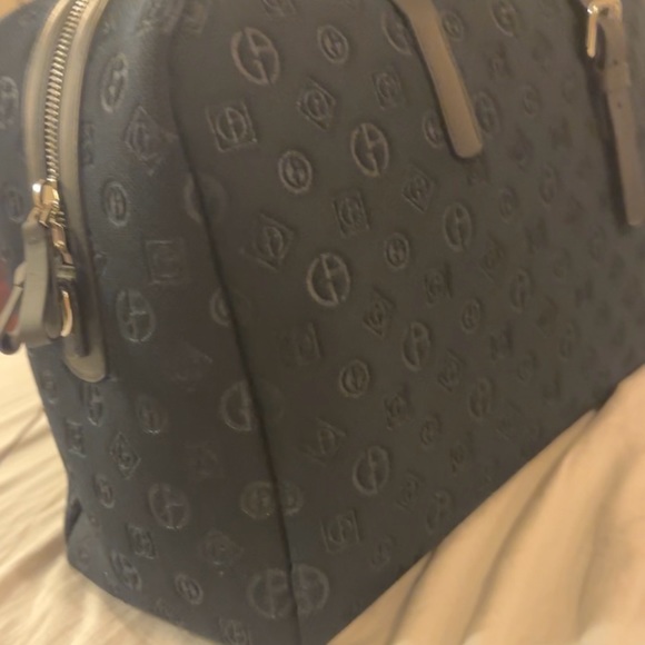 Giorgio ARMANI weekender bag with all-over logo Blue Dimensions: 50 x 31 x 23 cm - Picture 3 of 9